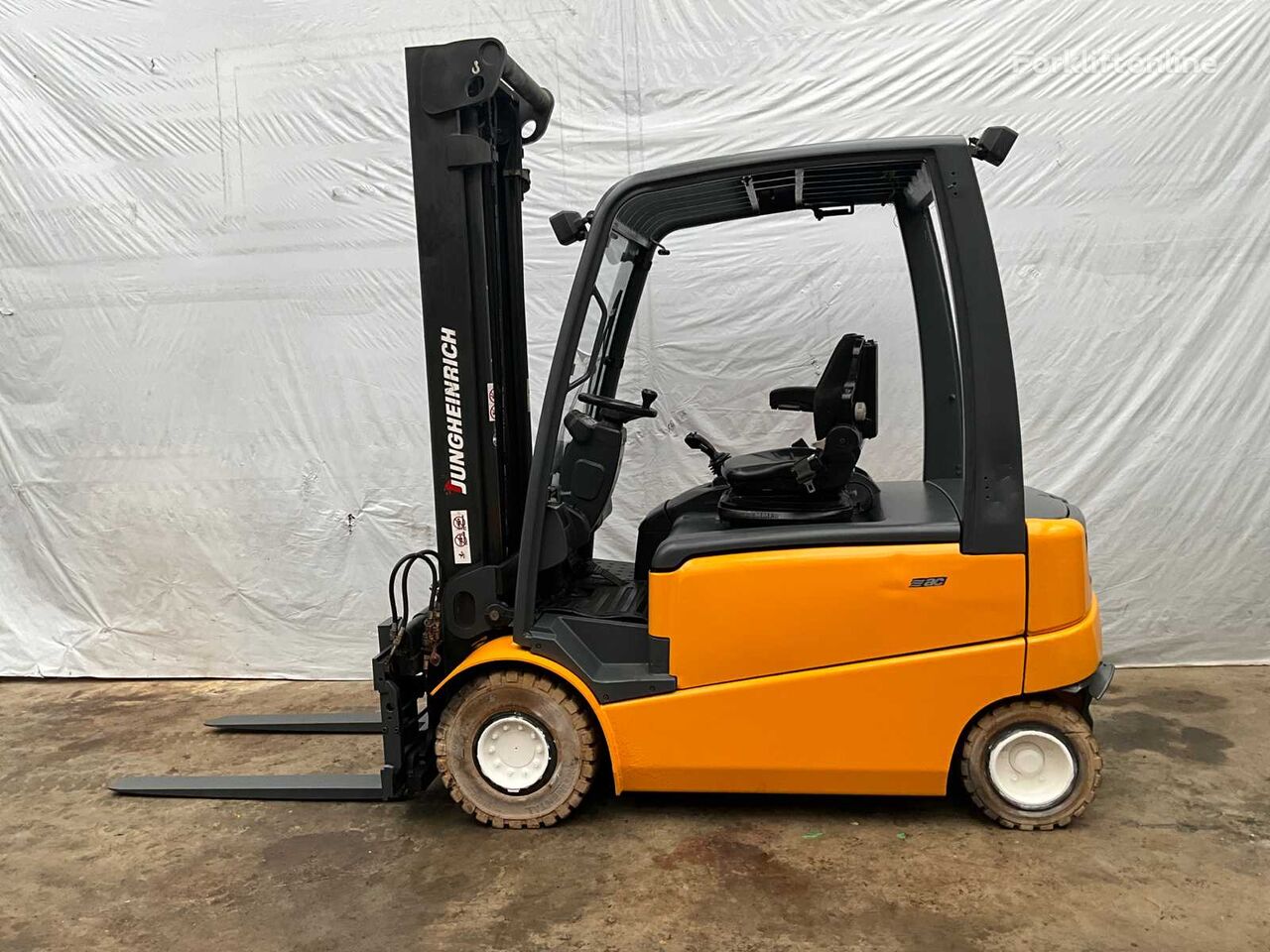 Jungheinrich EFG430 diesel forklift