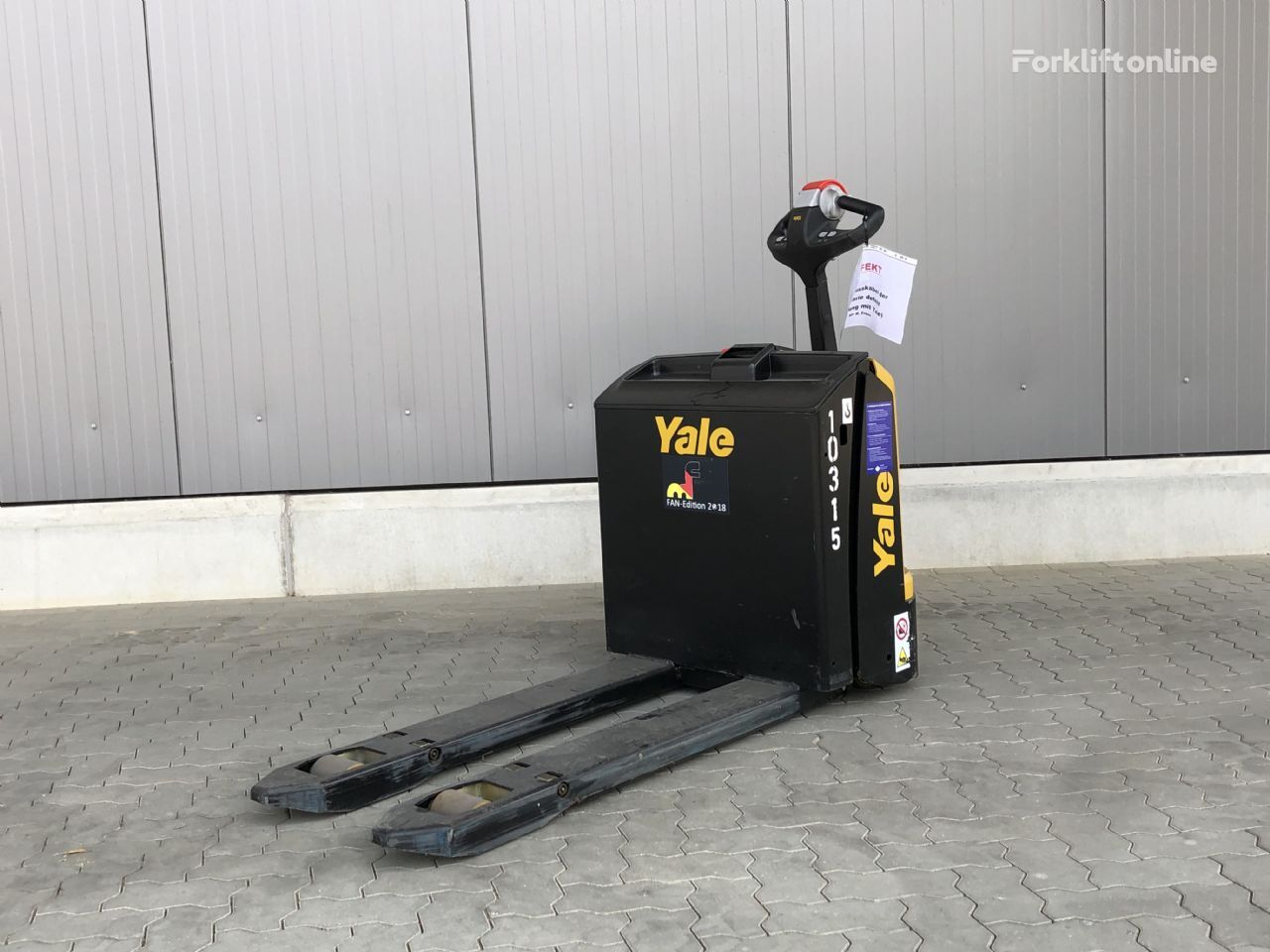 Yale MP20 electric pallet truck