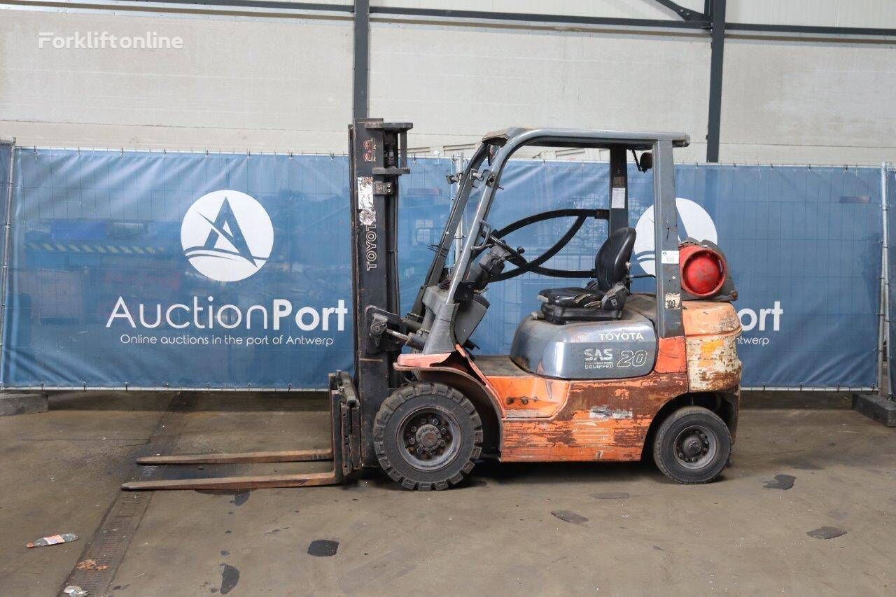 Toyota 42-7FGF20 gas forklift