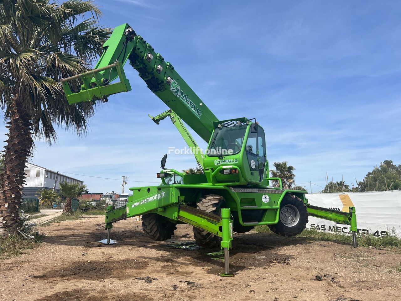 Merlo ROTO 40.25 telehandler