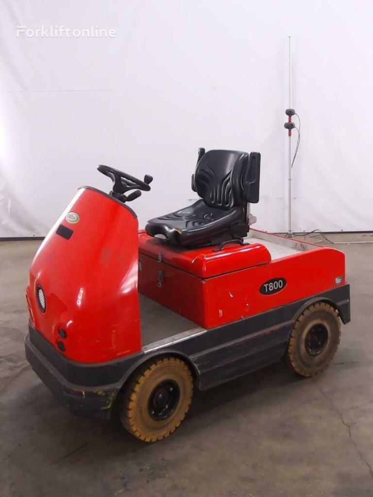 Bradshaw T800 tow tractor